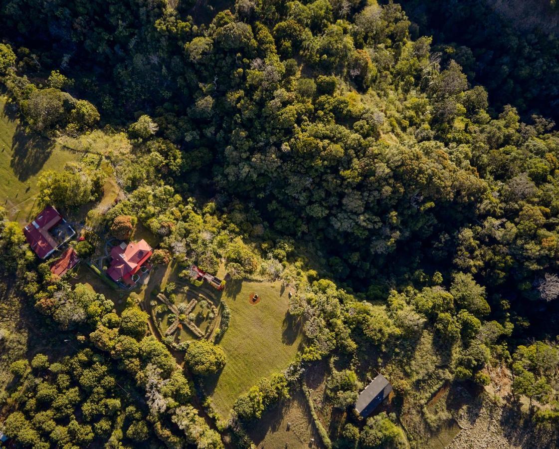The Litchi Tree Amber Mountain Boutique Hotel Ambohitra ภายนอก รูปภาพ